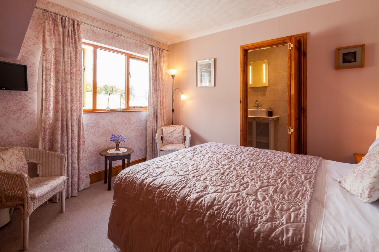 Langdon Farm Guest House Kilgetty Екстериор снимка