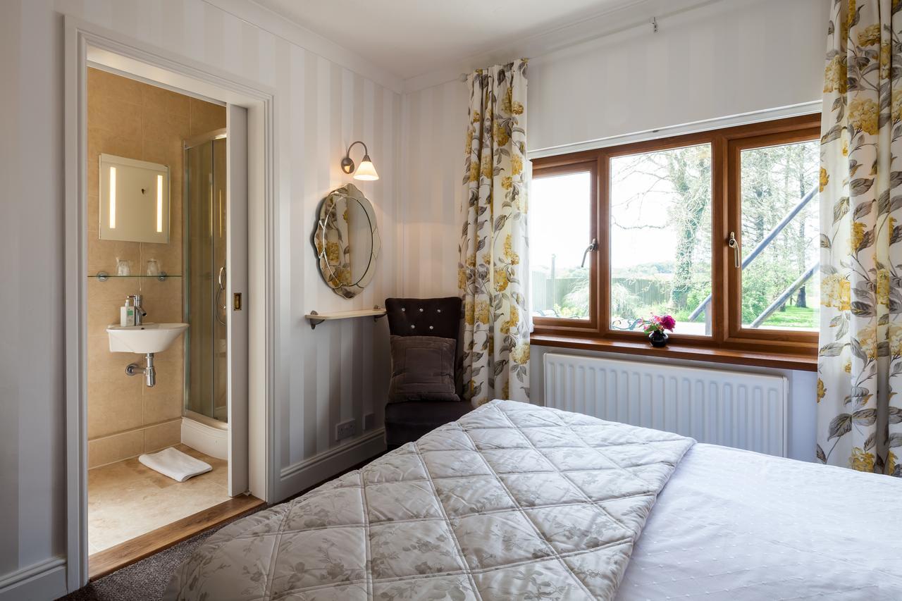 Langdon Farm Guest House Kilgetty Екстериор снимка
